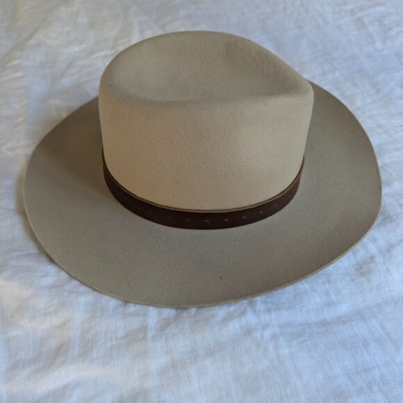 Wyeth 100% Australian Wool Taupe Felt Cowboy Hat - Picture 5 of 11